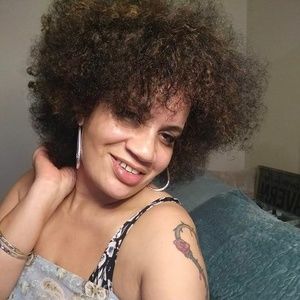 Meet your Posher, Monique